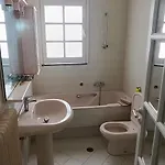 Alice House Apartament *
