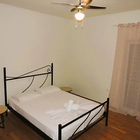 Alice House Apartament *